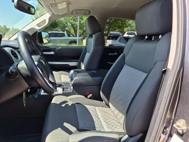 2017 Toyota Tundra 2WD 2WD SR5 CrewMax 5.5' Bed 4.6L (Natl)