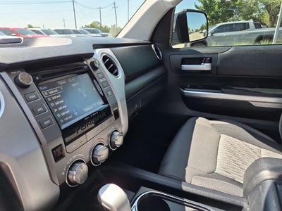 2017 Toyota Tundra 2WD 2WD SR5 CrewMax 5.5' Bed 4.6L (Natl)
