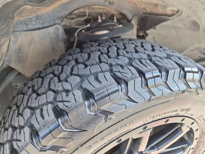 2019 Toyota Tundra 2WD 2WD SR5 Double Cab 6.5' Bed 5.7L (Natl)