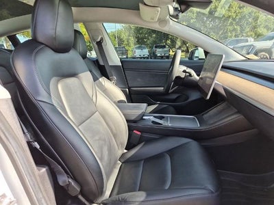 2021 Tesla Model 3 Standard Range Plus RWD