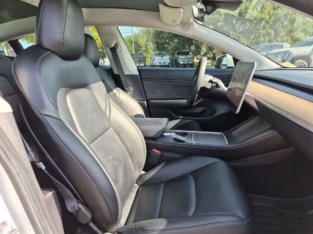 2021 Tesla Model 3 Standard Range Plus RWD