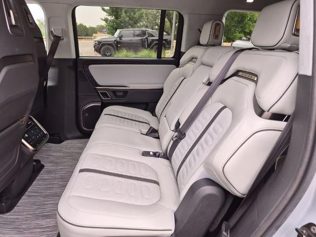 2024 Rivian R1S Adventure Dual-Motor Standard Pack