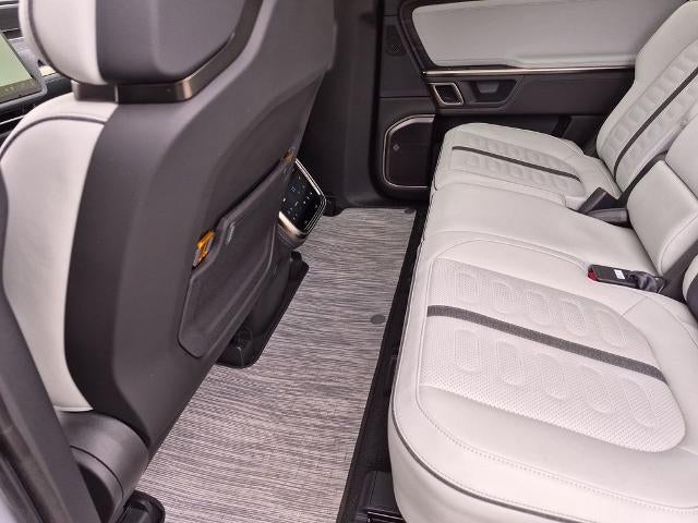 2024 Rivian R1S Adventure Dual-Motor Standard Pack