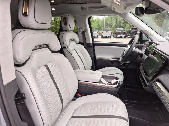 2024 Rivian R1S Adventure Dual-Motor Standard Pack