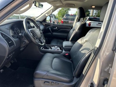 2022 INFINITI QX80 LUXE RWD