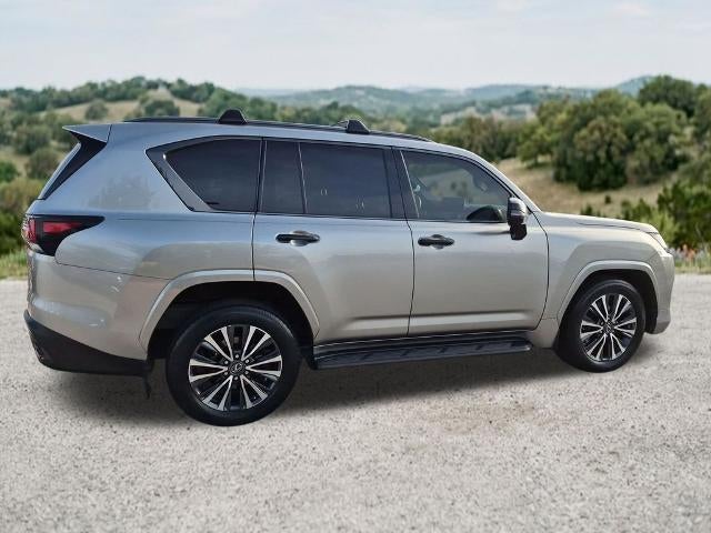 2022 Lexus LX 600 Premium 4WD