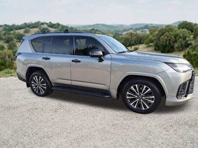 2022 Lexus LX 600 Premium 4WD