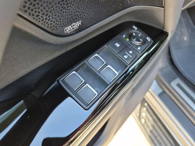 2022 Lexus LX 600 Premium 4WD