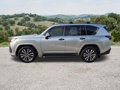 2022 Lexus LX 600 Premium 4WD