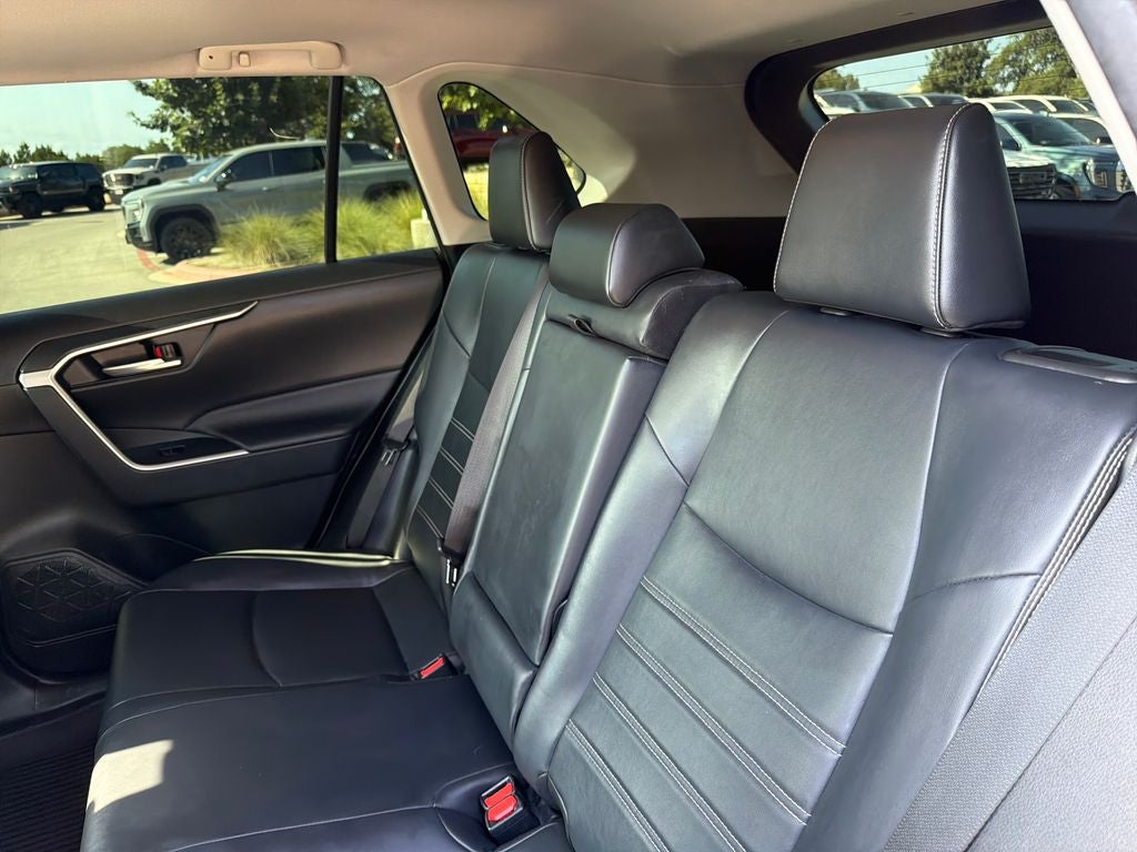 2020 Toyota RAV4 XLE Premium