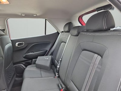 2022 Hyundai VENUE SEL IVT