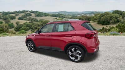 2022 Hyundai VENUE SEL IVT