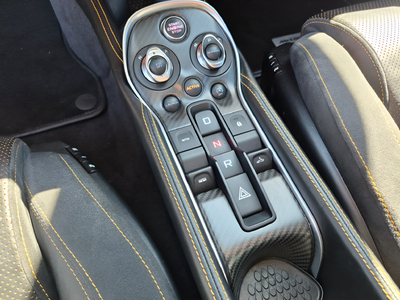 2018 McLaren 570S Base