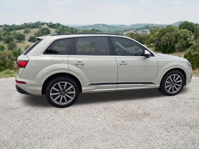 2023 Audi Q7 Premium Plus 45 TFSI quattro