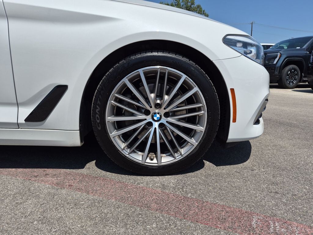 2018 BMW 5 Series 540i