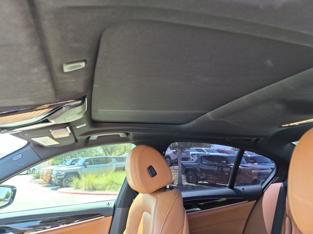 2018 BMW 5 Series 540i