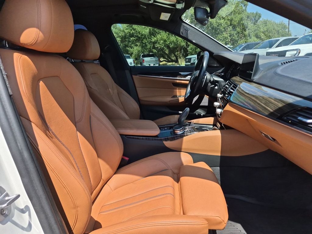 2018 BMW 5 Series 540i