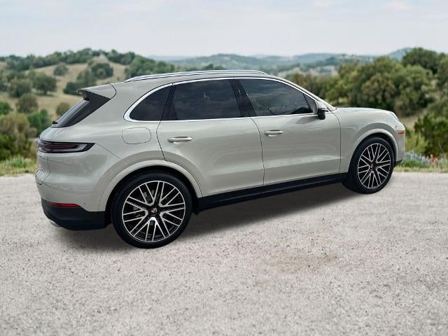 2024 Porsche Cayenne AWD