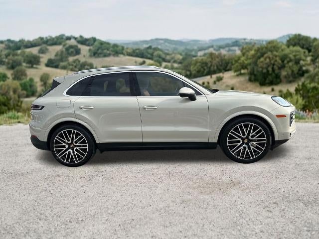 2024 Porsche Cayenne AWD