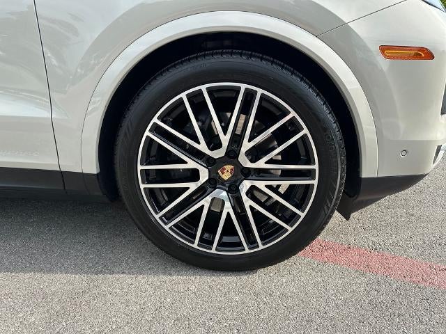2024 Porsche Cayenne AWD