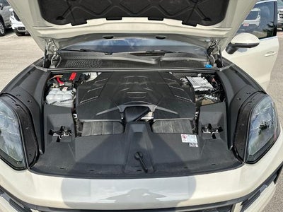 2024 Porsche Cayenne AWD
