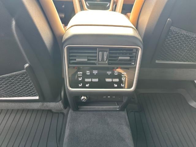 2024 Porsche Cayenne AWD