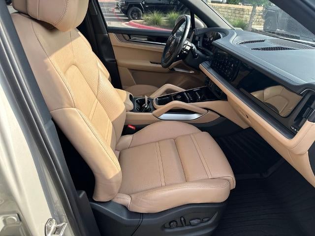 2024 Porsche Cayenne AWD