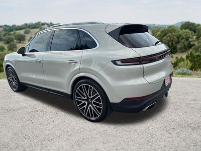 2024 Porsche Cayenne AWD
