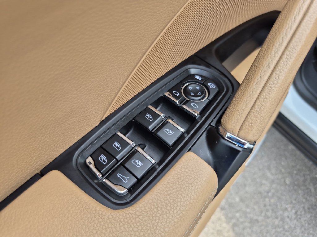 2017 Porsche Cayenne E-Hybrid S