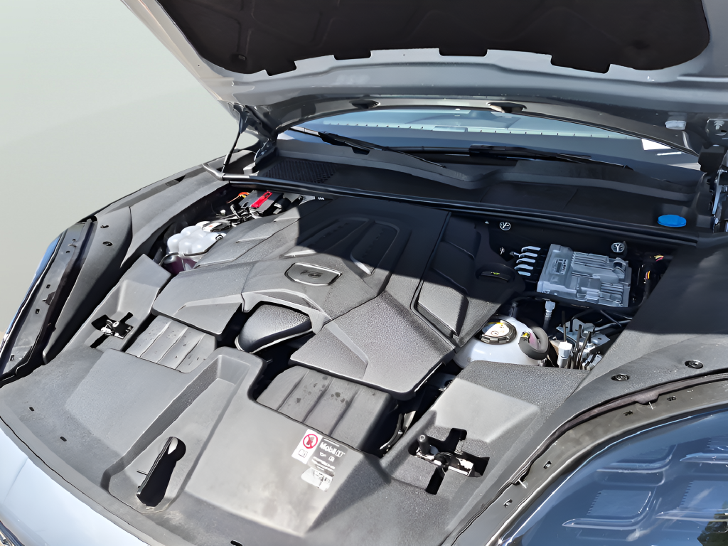 2025 Porsche Cayenne E-Hybrid Coupe S