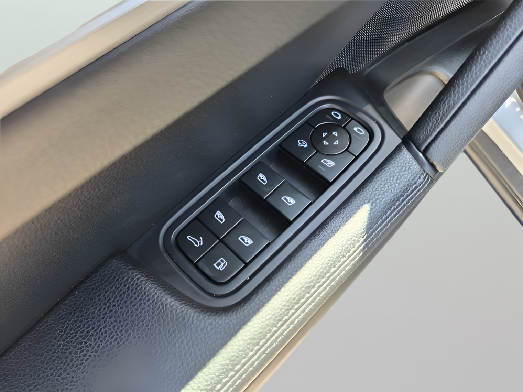 2025 Porsche Cayenne E-Hybrid Coupe S