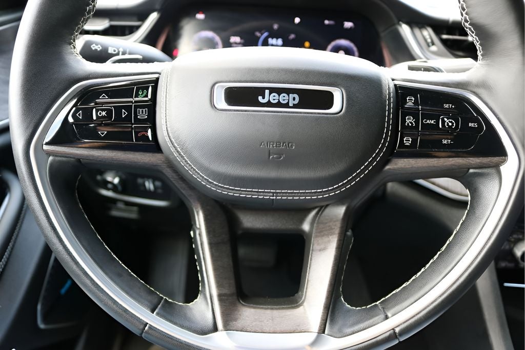 2022 Jeep Grand Cherokee Overland