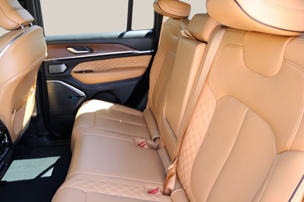 2023 Jeep Grand Cherokee Summit