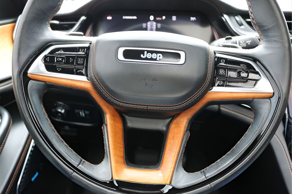 2023 Jeep Grand Cherokee Summit Reserve
