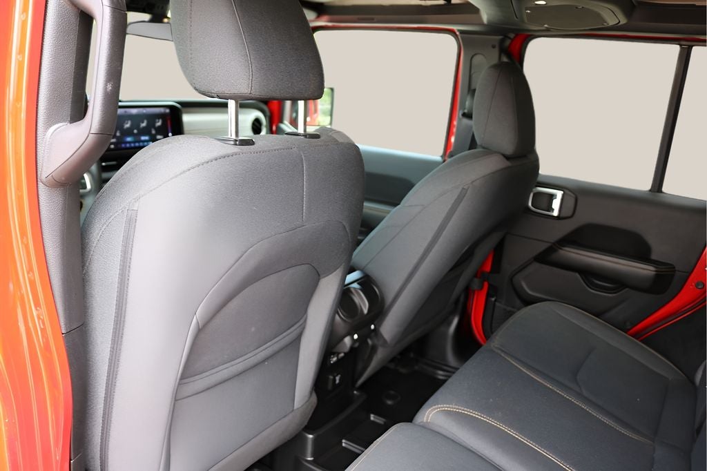 2024 Jeep Wrangler Sahara 4xe