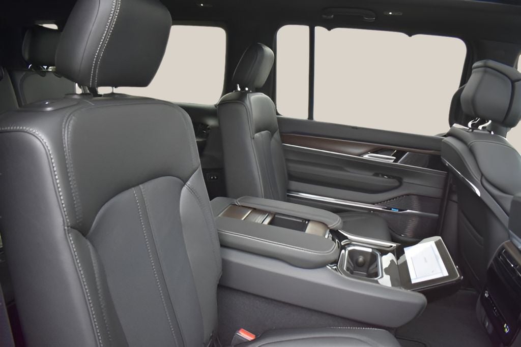 2023 Jeep Grand Wagoneer L Base