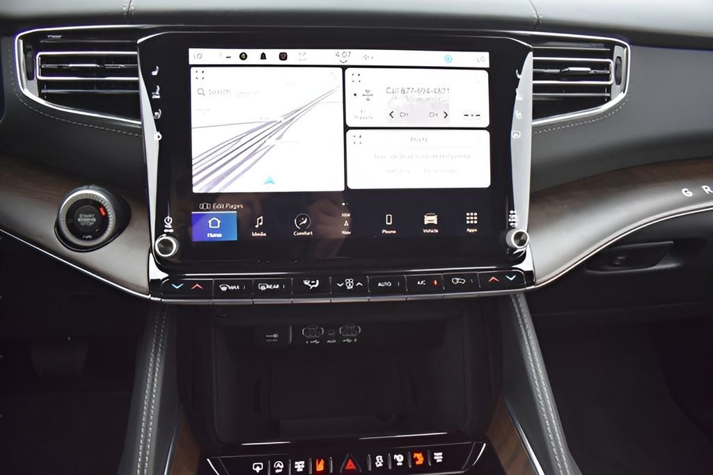 2023 Jeep Grand Wagoneer L Base
