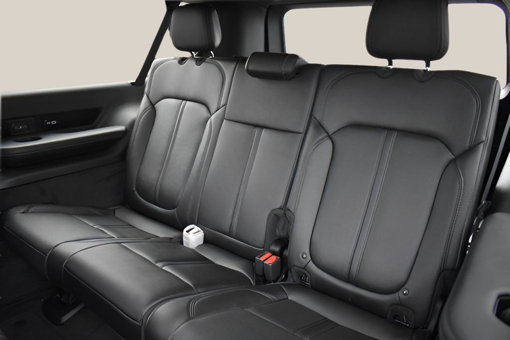 2023 Jeep Grand Wagoneer L Base