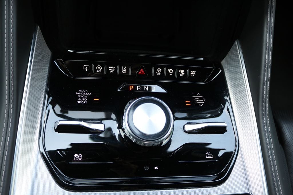 2023 Jeep Grand Wagoneer Series II