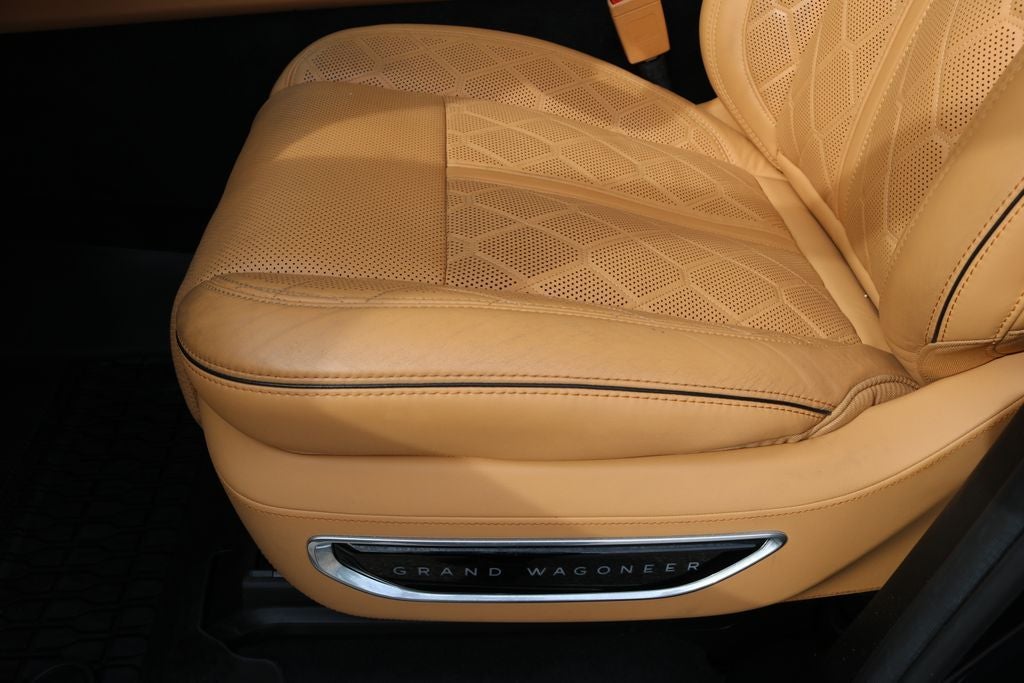 2022 Jeep Grand Wagoneer Series III