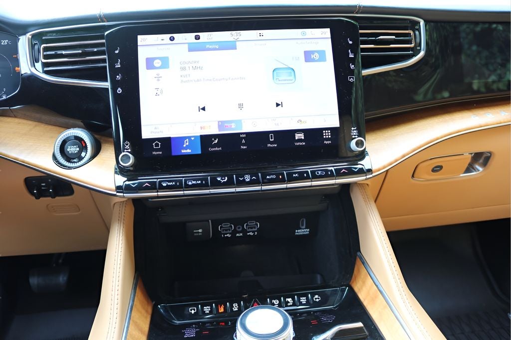 2022 Jeep Grand Wagoneer Series III