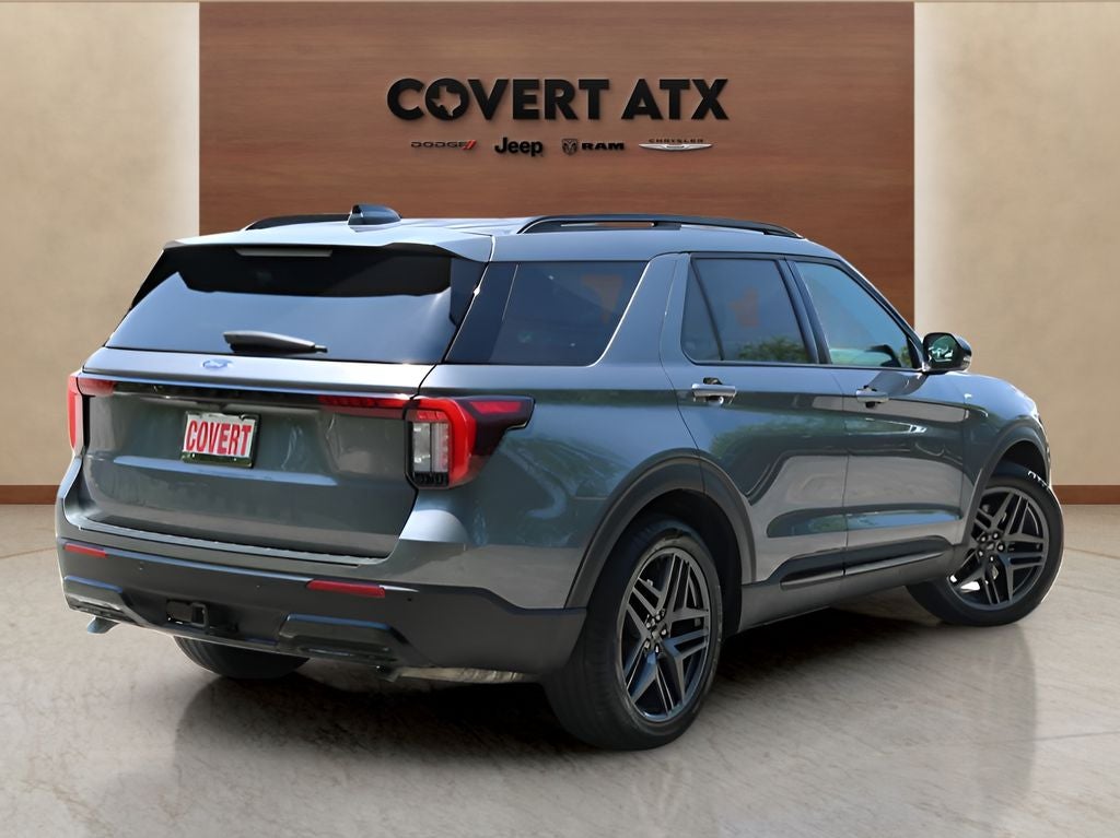 2025 Ford Explorer ST-Line