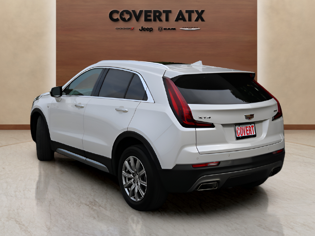 2023 Cadillac XT4 Premium Luxury