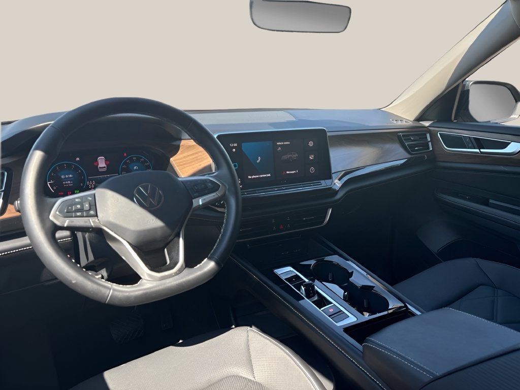 2026 Volkswagen Atlas SE w/Technology