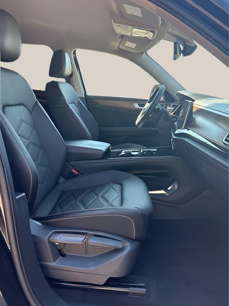 2026 Volkswagen Atlas SE w/Technology
