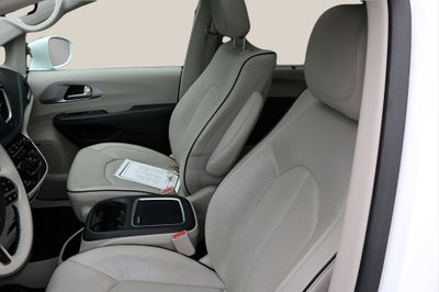 2018 Chrysler Pacifica Hybrid Limited