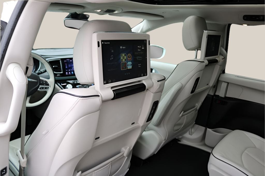 2018 Chrysler Pacifica Hybrid Limited