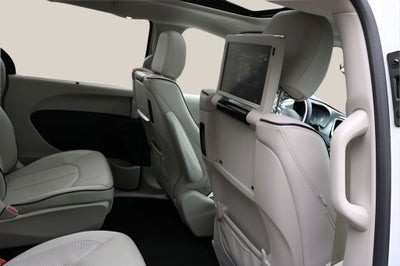 2018 Chrysler Pacifica Hybrid Limited