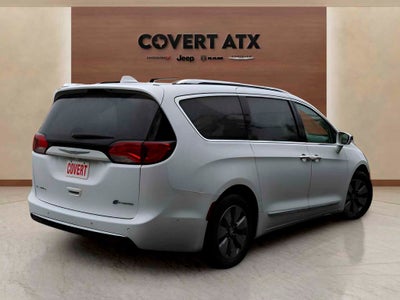 2018 Chrysler Pacifica Hybrid Limited