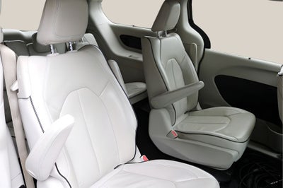2018 Chrysler Pacifica Hybrid Limited